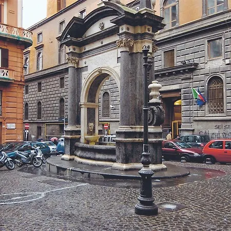 Behouse And Breakfast 3* Napoli